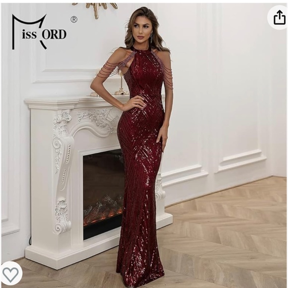 Red/ maroon Evening gown - Picture 2 of 7